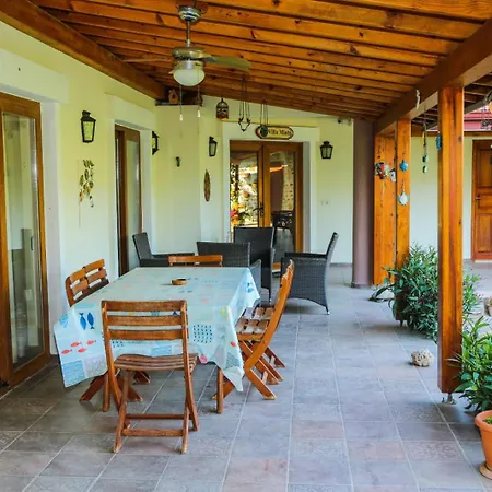 Villa Minta *
